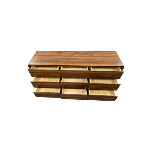 Latitude Run 9 Drawer Dresser, image 18