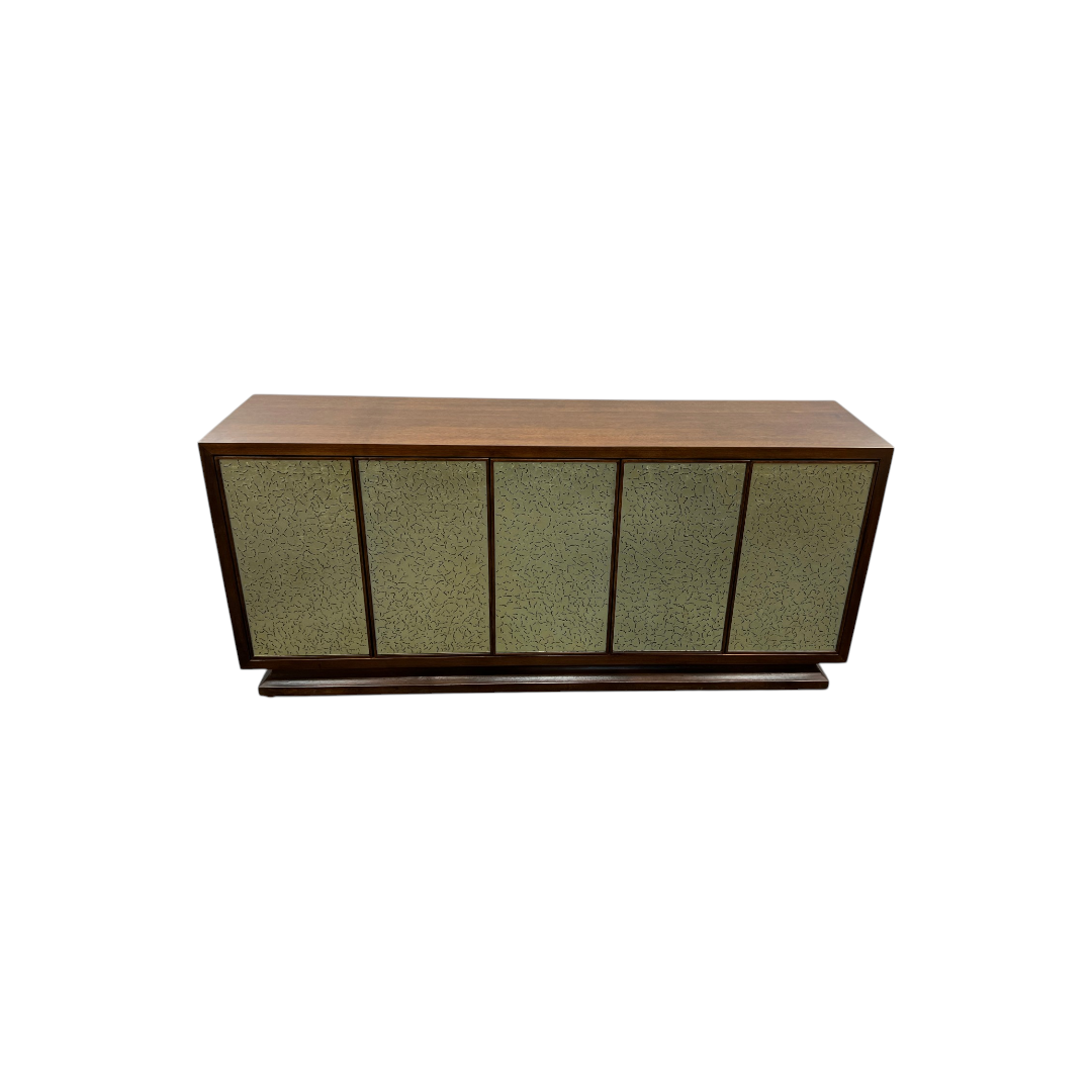 Hooker Furniture Melange Lloyds Leopard Entertainment Credenza - Medium Wood