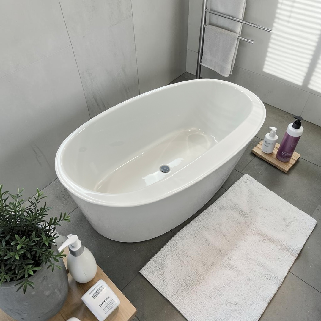 Jacuzzi Amalia Freestanding Soaking Bathtub