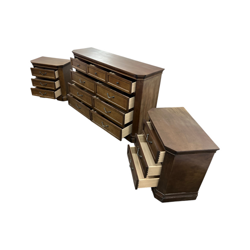 Charlton Home Ailany Traditional Wood 9-Drawer Dresser and 3-Drawer Nightstand Set, image 18