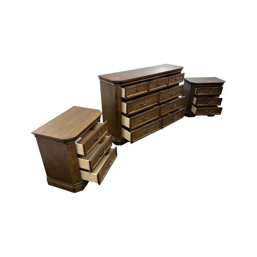 Charlton Home Ailany Traditional Wood 9-Drawer Dresser and 3-Drawer Nightstand Set, image 19
