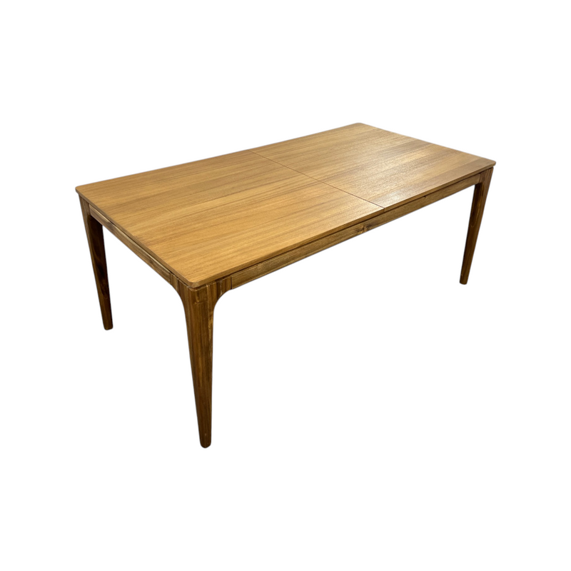 Lark Manor Gastelum KD 71-93" Extendable Acacia Wood Dining Table