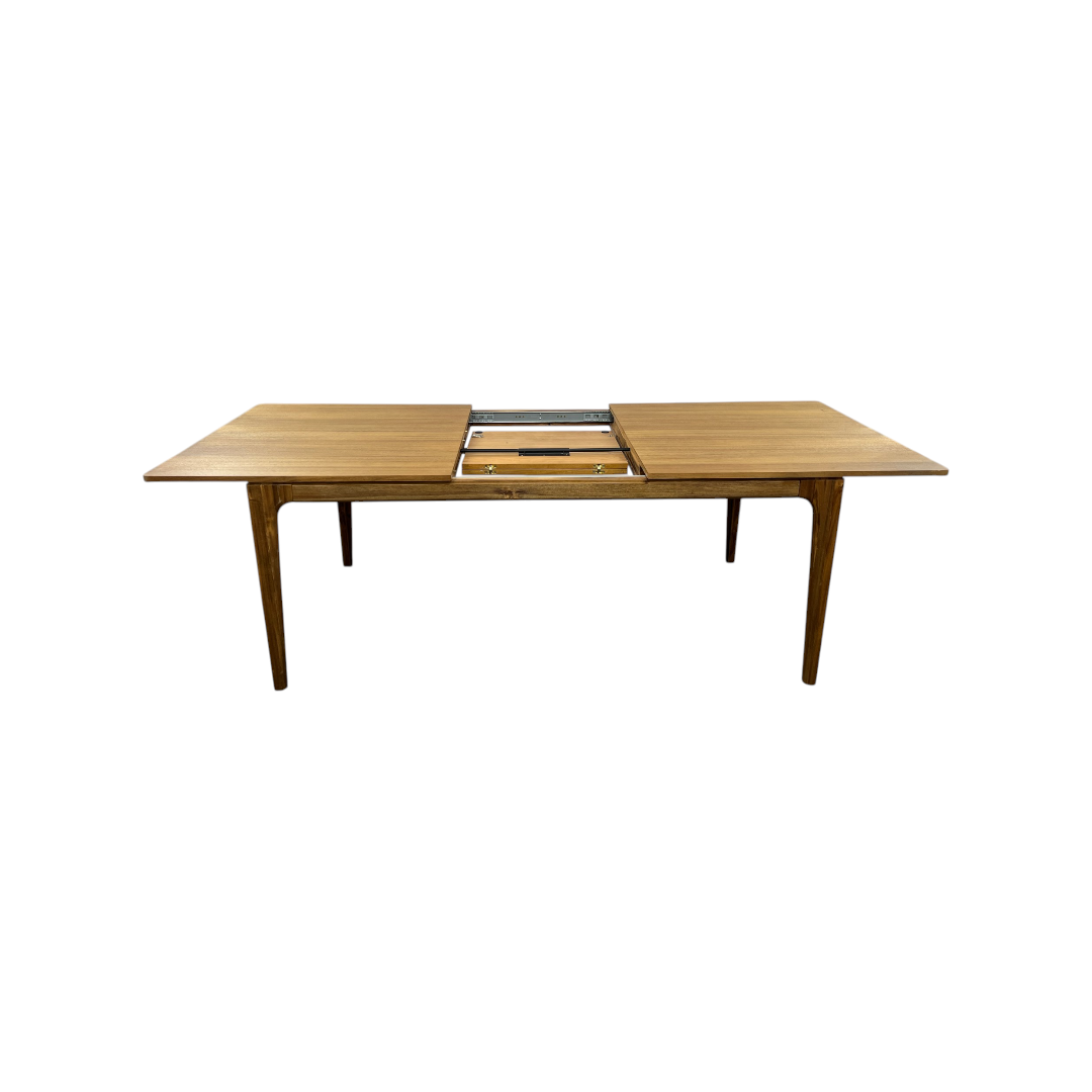Lark Manor Gastelum KD 71-93" Extendable Acacia Wood Dining Table