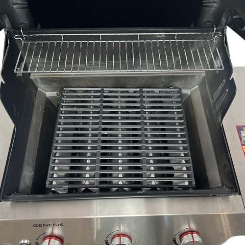 Weber Genesis E-315 Gas Grill (Liquid Propane), image 21