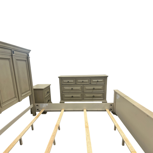 Charlton Home Samuelsson Solid Wood Standard Bedroom Set, image 13