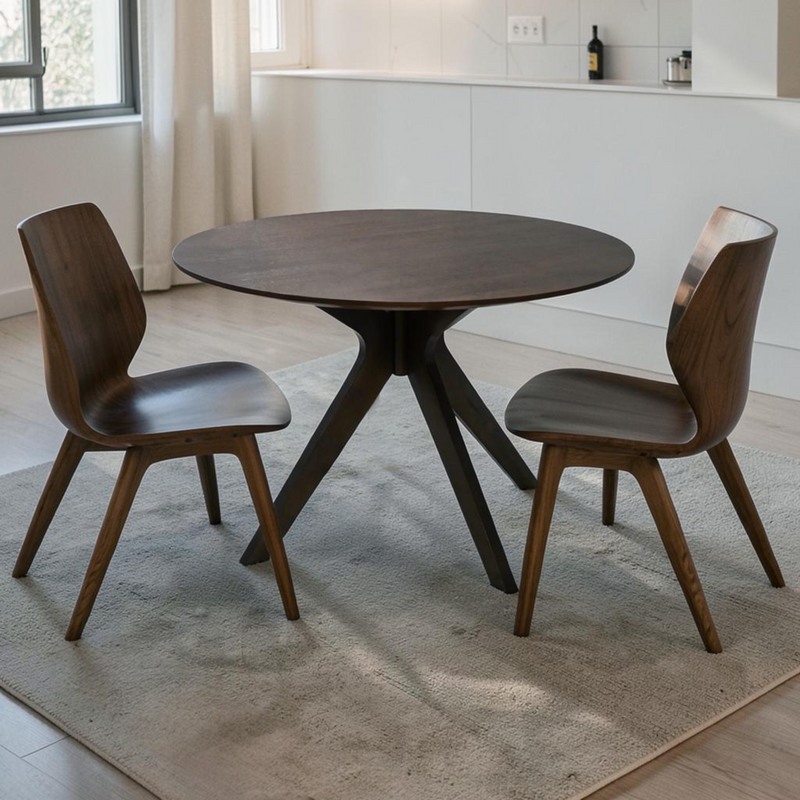 Safavieh Carolee Round Dining Table