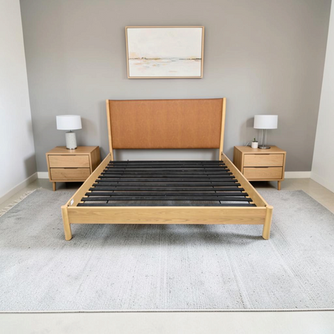 Safavieh Jaylessa Wood King Bed