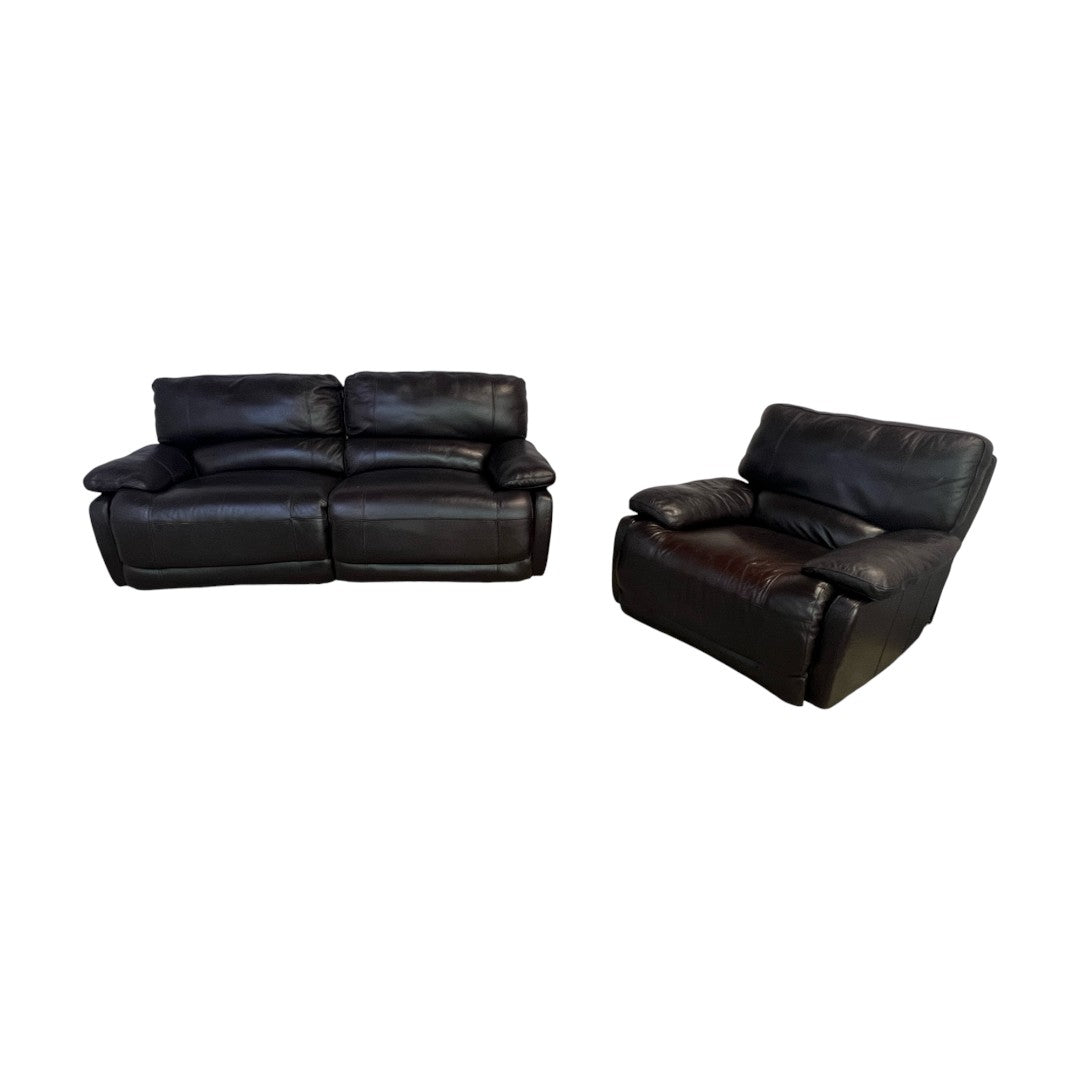 Raymour and Flanigan Leather Recliner Set