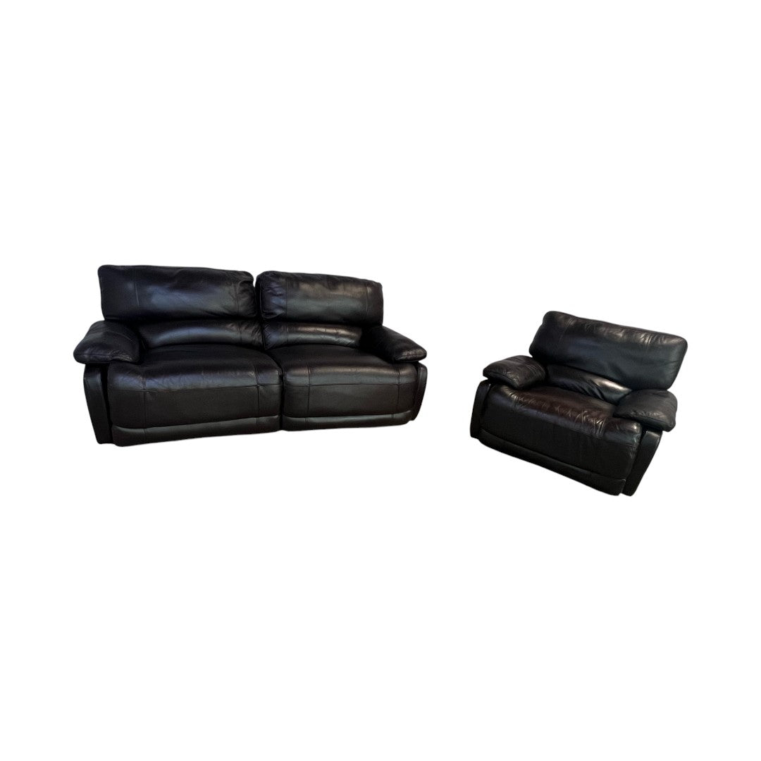 Raymour and Flanigan Leather Recliner Set