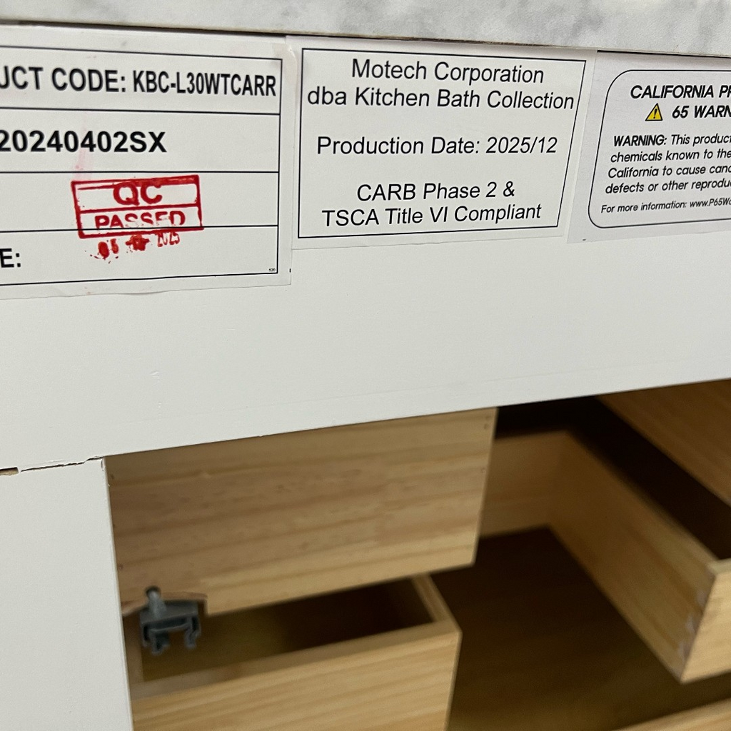 Birch Lane Frankfurt Single Bathroom Vanity Set with White Cabinet and Carrara Marble Countertop