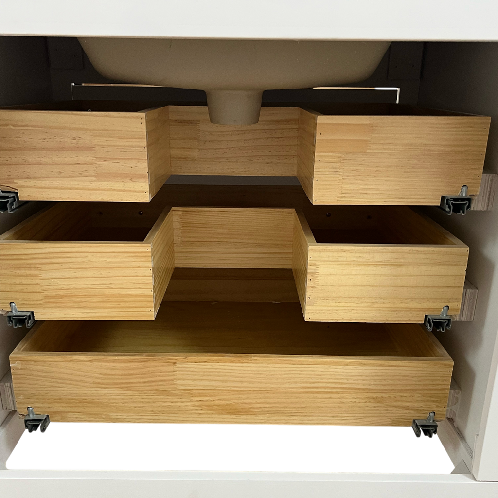 Birch Lane Frankfurt Single Bathroom Vanity Set with White Cabinet and Carrara Marble Countertop