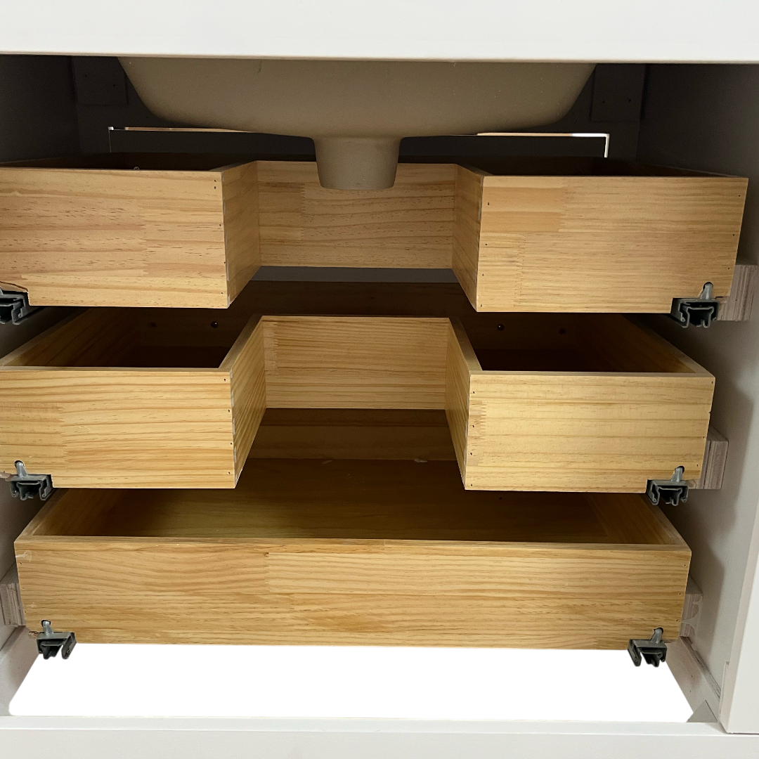 Birch Lane Frankfurt Single Bathroom Vanity Set with White Cabinet and Carrara Marble Countertop