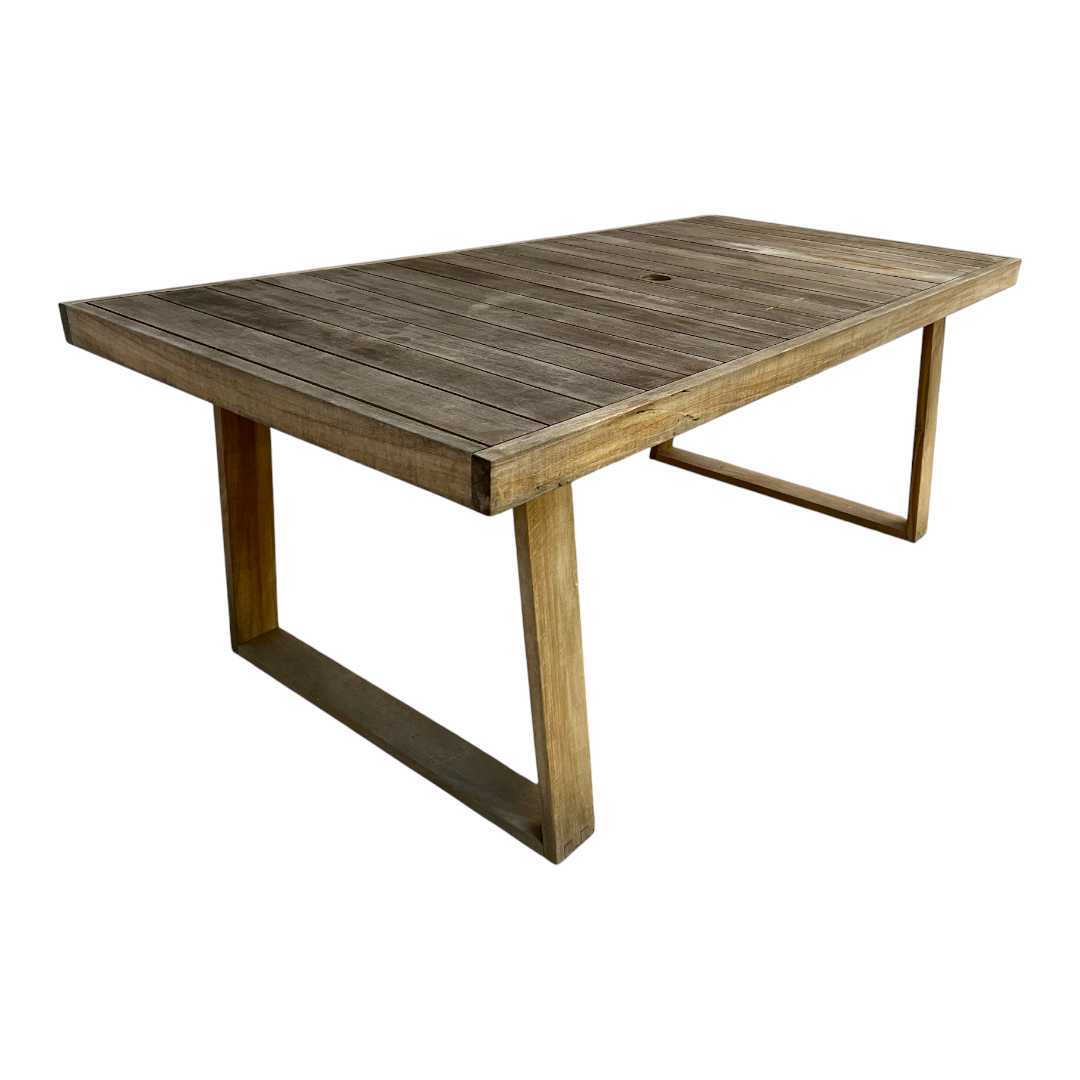 Castlery Rio Outdoor Dining Table