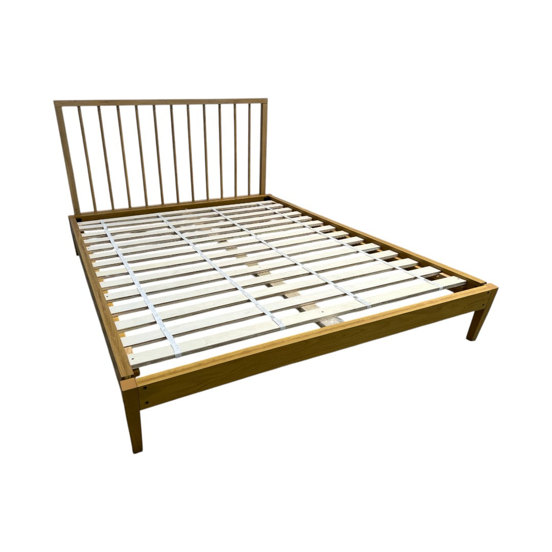 Fernish Thompson Spindle Queen Bed