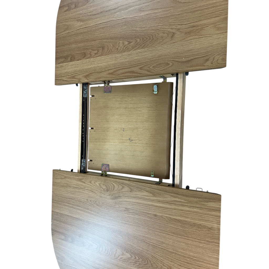 Hoft Homes Werner Extendable Dining Table - Oak