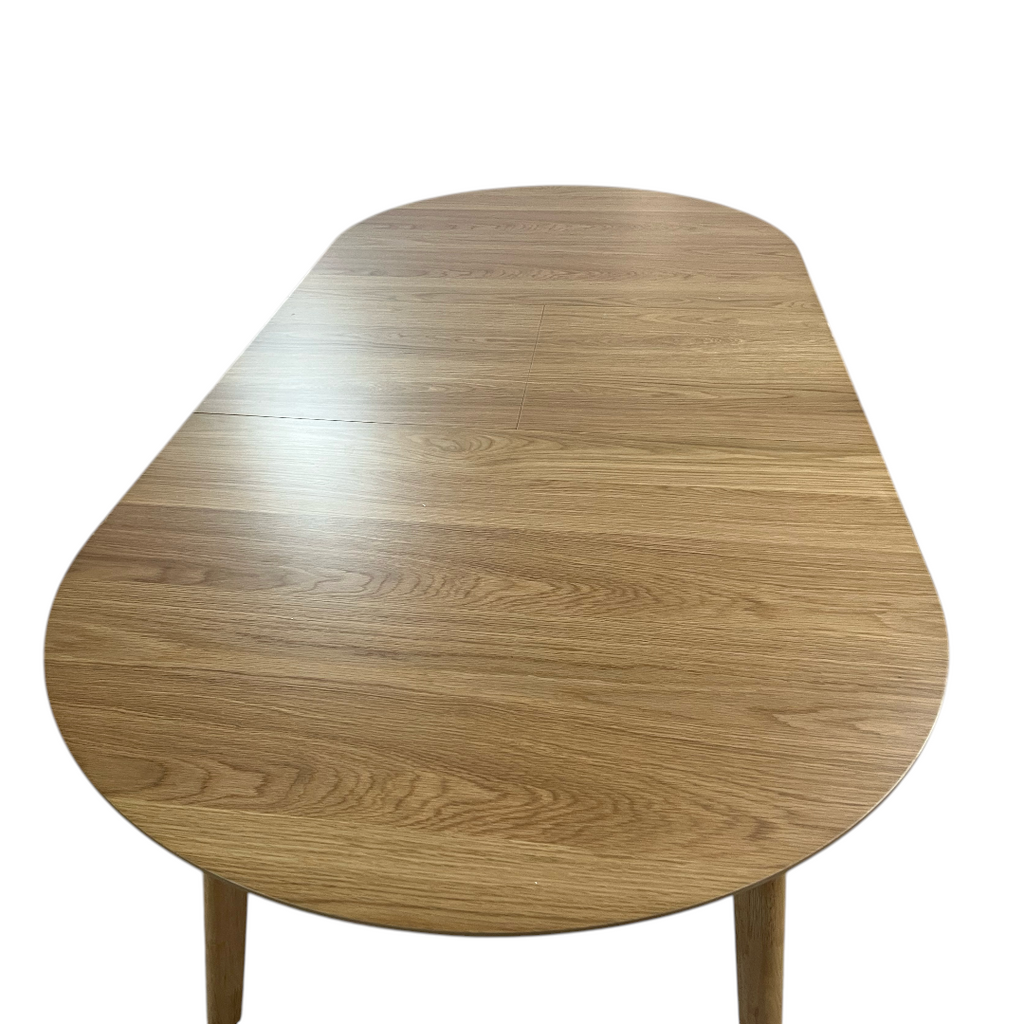 Hoft Homes Werner Extendable Dining Table - Oak