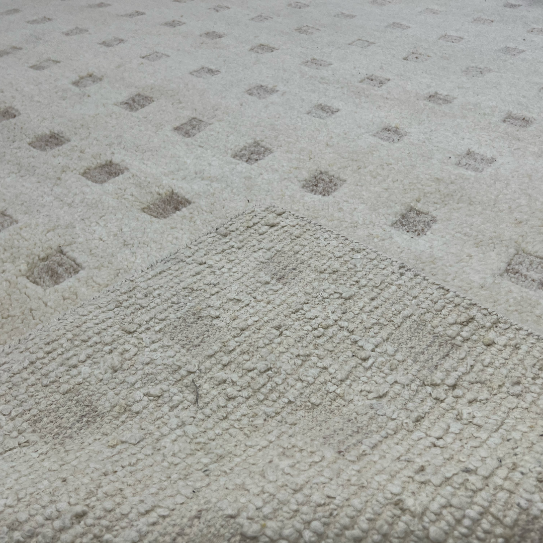 Jaipur Living Form And Weave Jinni FAW01 Ivory / White Tan Beige Area Rug