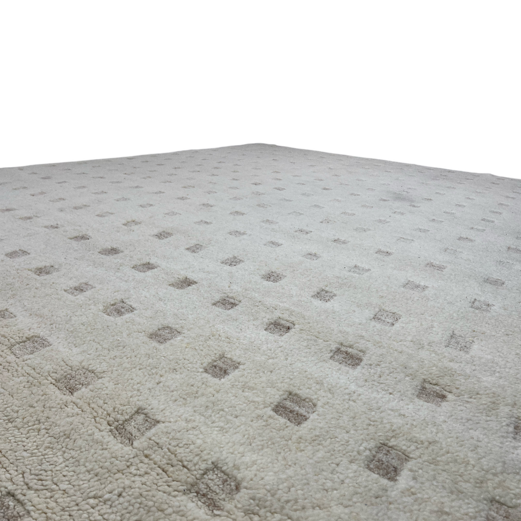 Jaipur Living Form And Weave Jinni FAW01 Ivory / White Tan Beige Area Rug