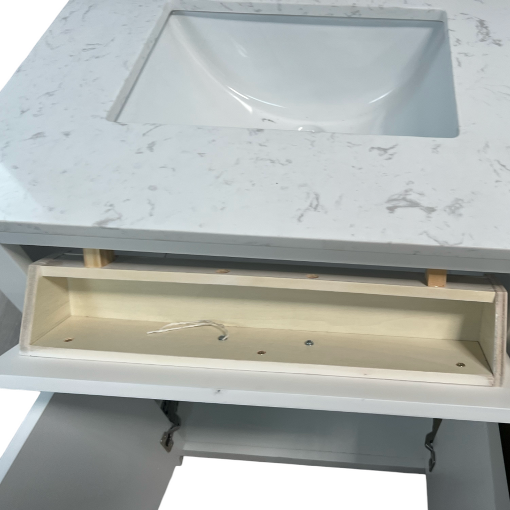 Lark Manor Vannes Bathroom Vanity with Solid Hardwood Frame Quartz Countertop