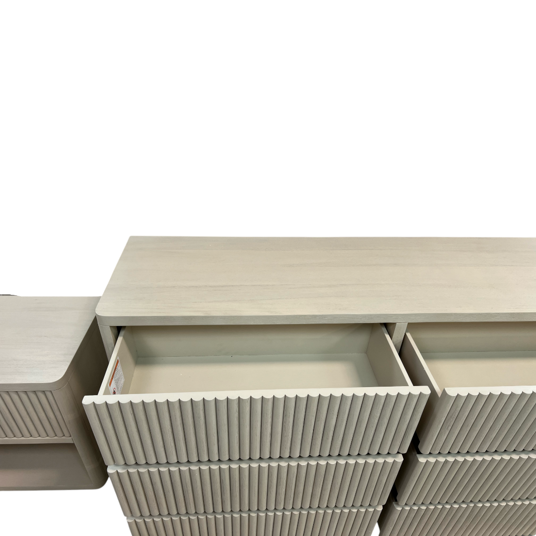 Lulu and Georgia Rutherford 6 Drawer Dresser and Nightstand Set