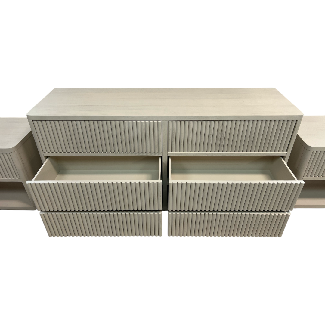 Lulu and Georgia Rutherford 6 Drawer Dresser and Nightstand Set