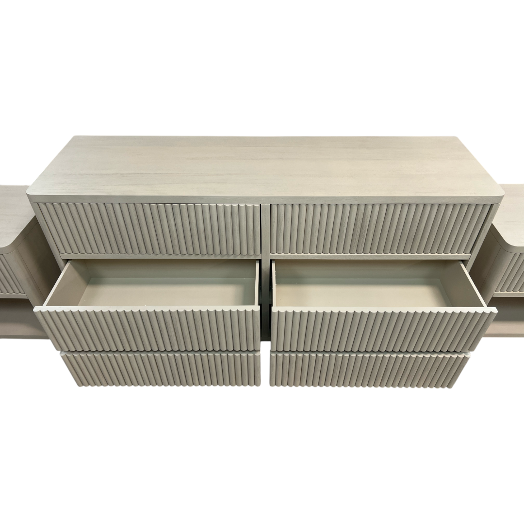 Lulu and Georgia Rutherford 6 Drawer Dresser and Nightstand Set