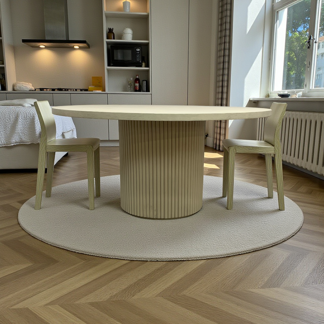 Lulu and Georgia Rutherford Round Dining Table