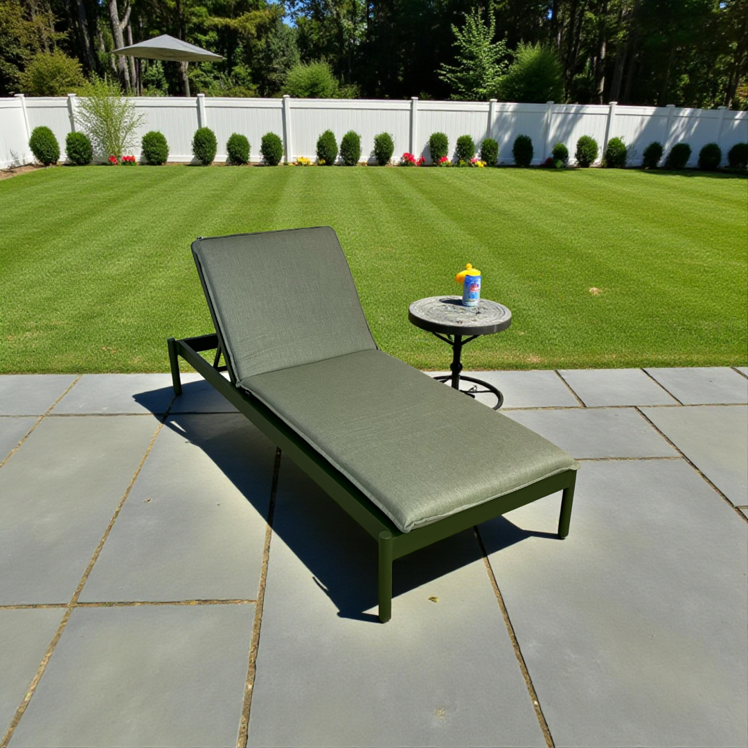 Neighbor Terra Sun Lounger