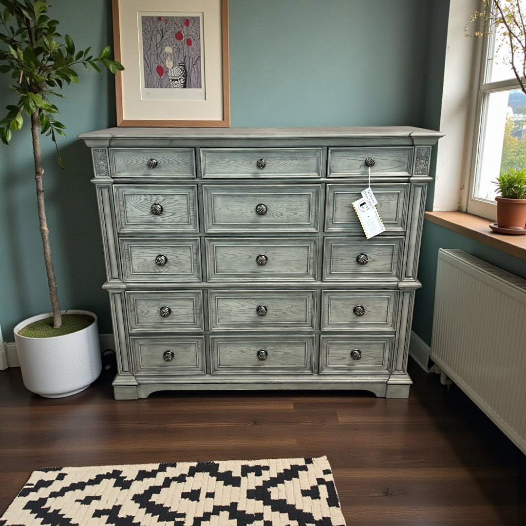 Picket House Furnishings Brookstone 15-Drawer Mansion Chest in Aged Grey