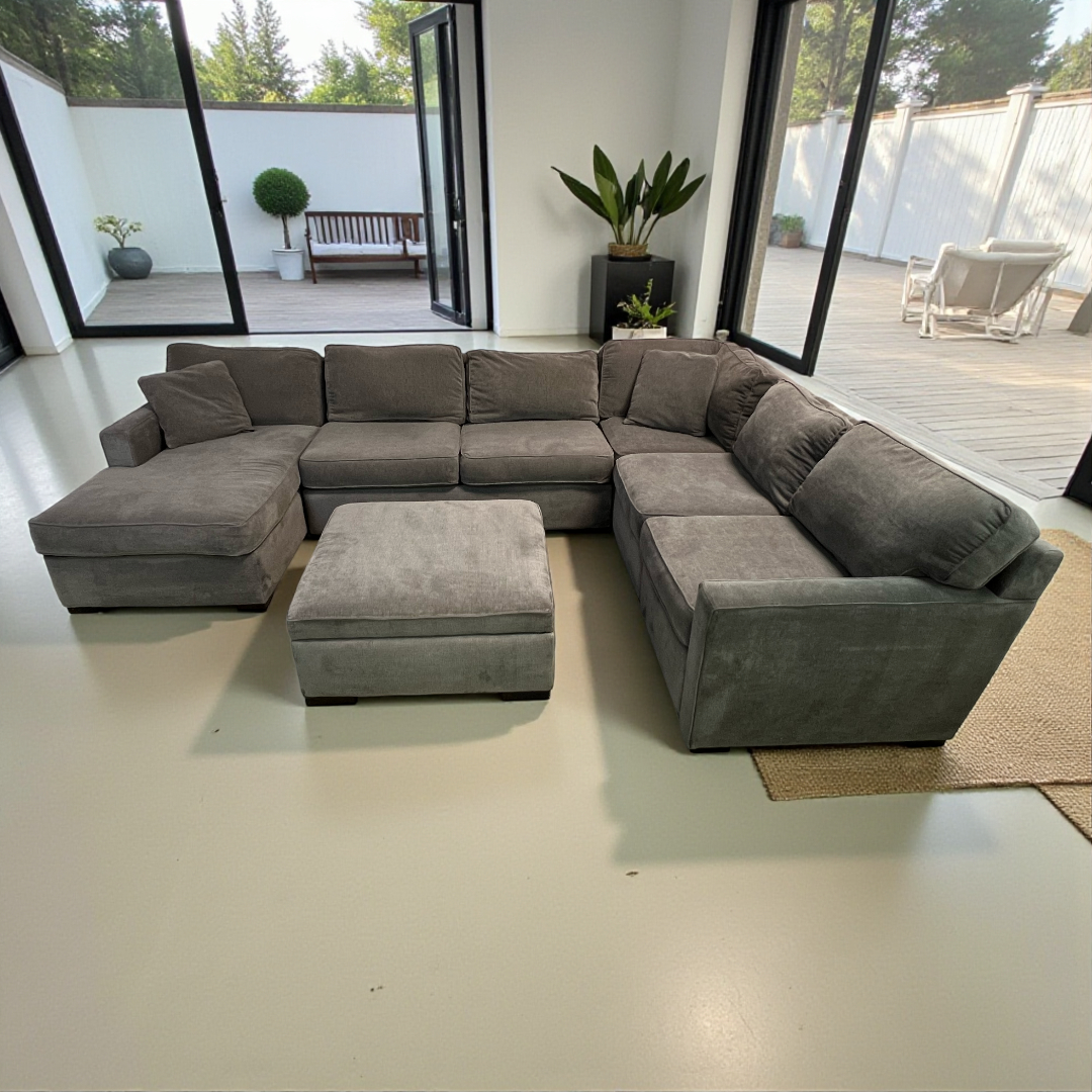 Raymour & Flanigan Artemis II 4-pc Sectional Sofa