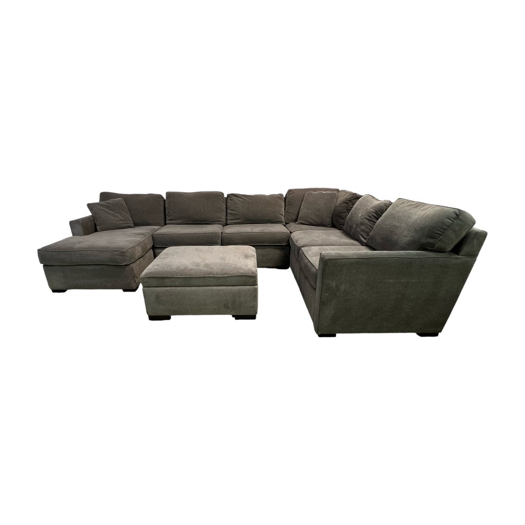 Raymour & Flanigan Artemis II 4-pc Sectional Sofa