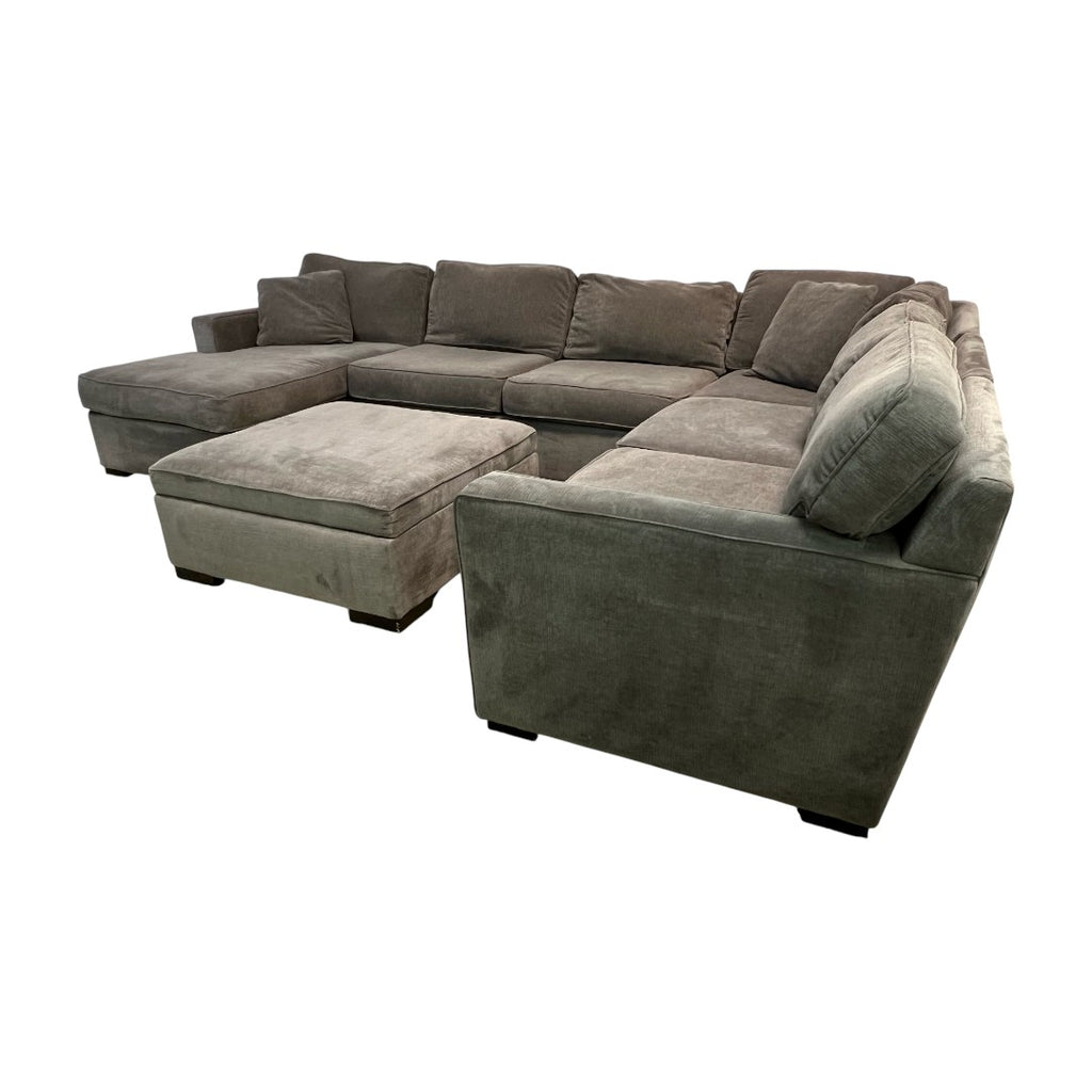 Raymour & Flanigan Artemis II 4-pc Sectional Sofa
