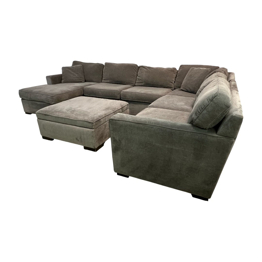 Raymour & Flanigan Artemis II 4-pc Sectional Sofa