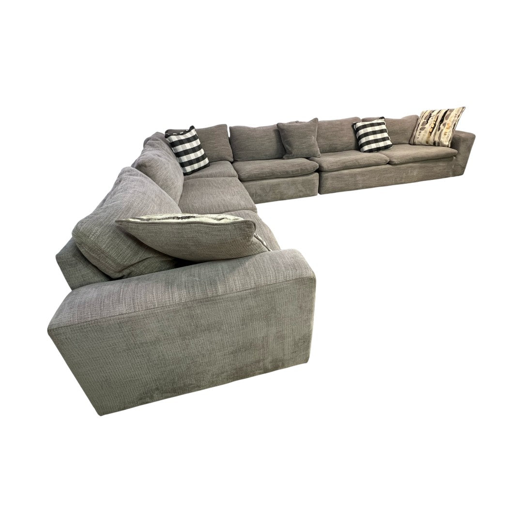 Raymour and Flanigan Nappily 4-pc Sectional Sofa