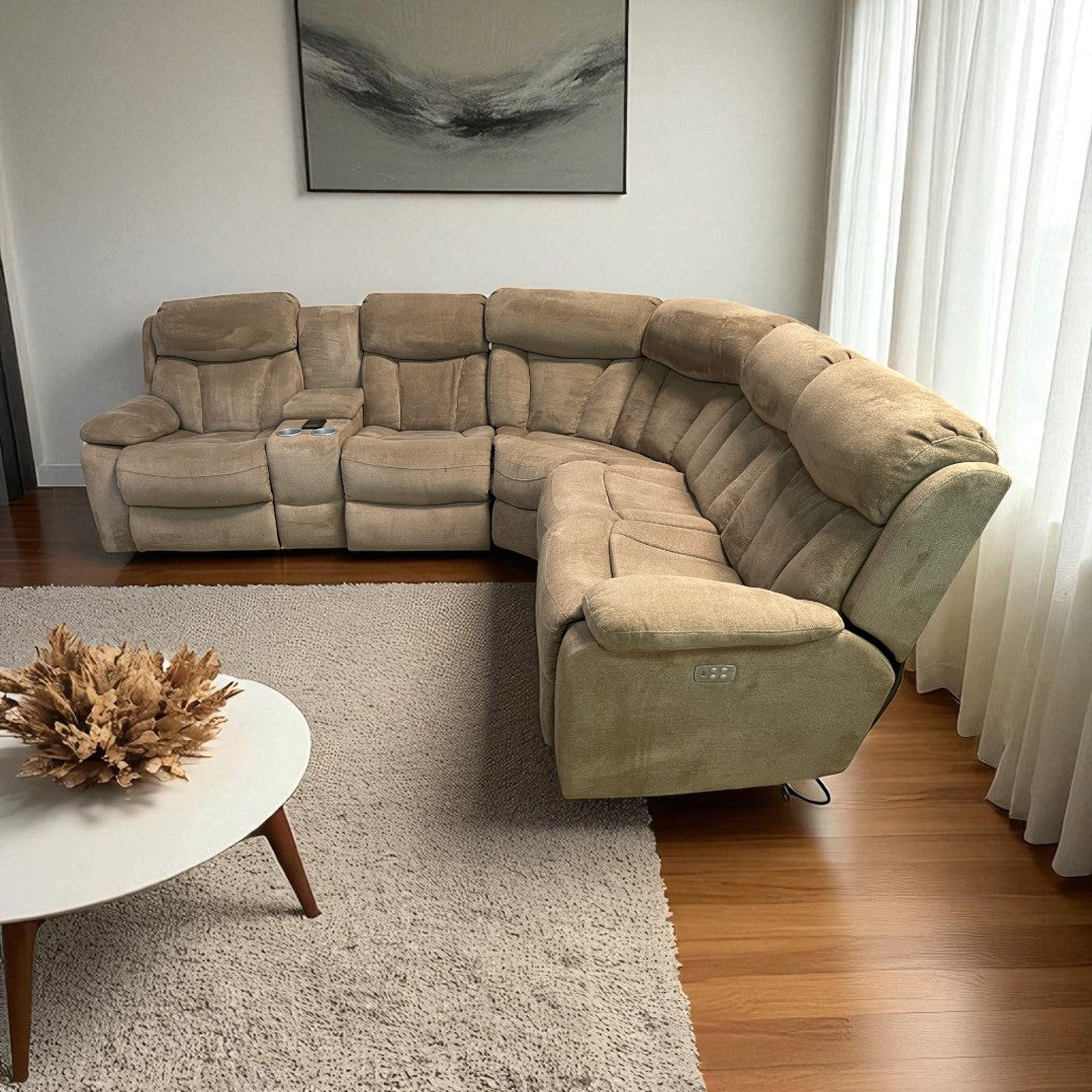 Raymour and Flanigan Sectional Couch with Recliners