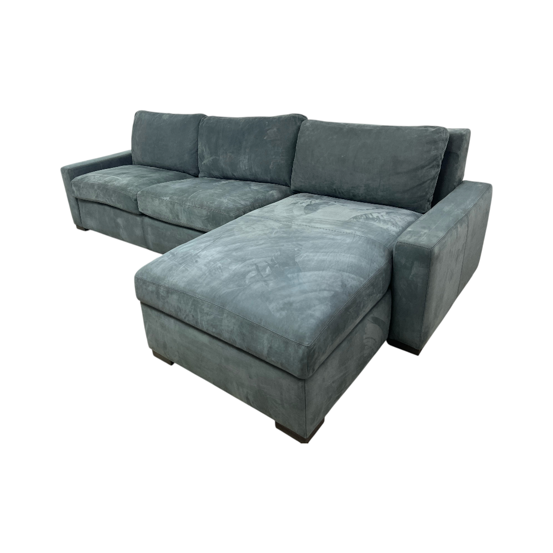 Restoration Hardware Maxwell Queen Sleeper Right-Arm Chaise Sectional Sofa in Italian Venetto Leather