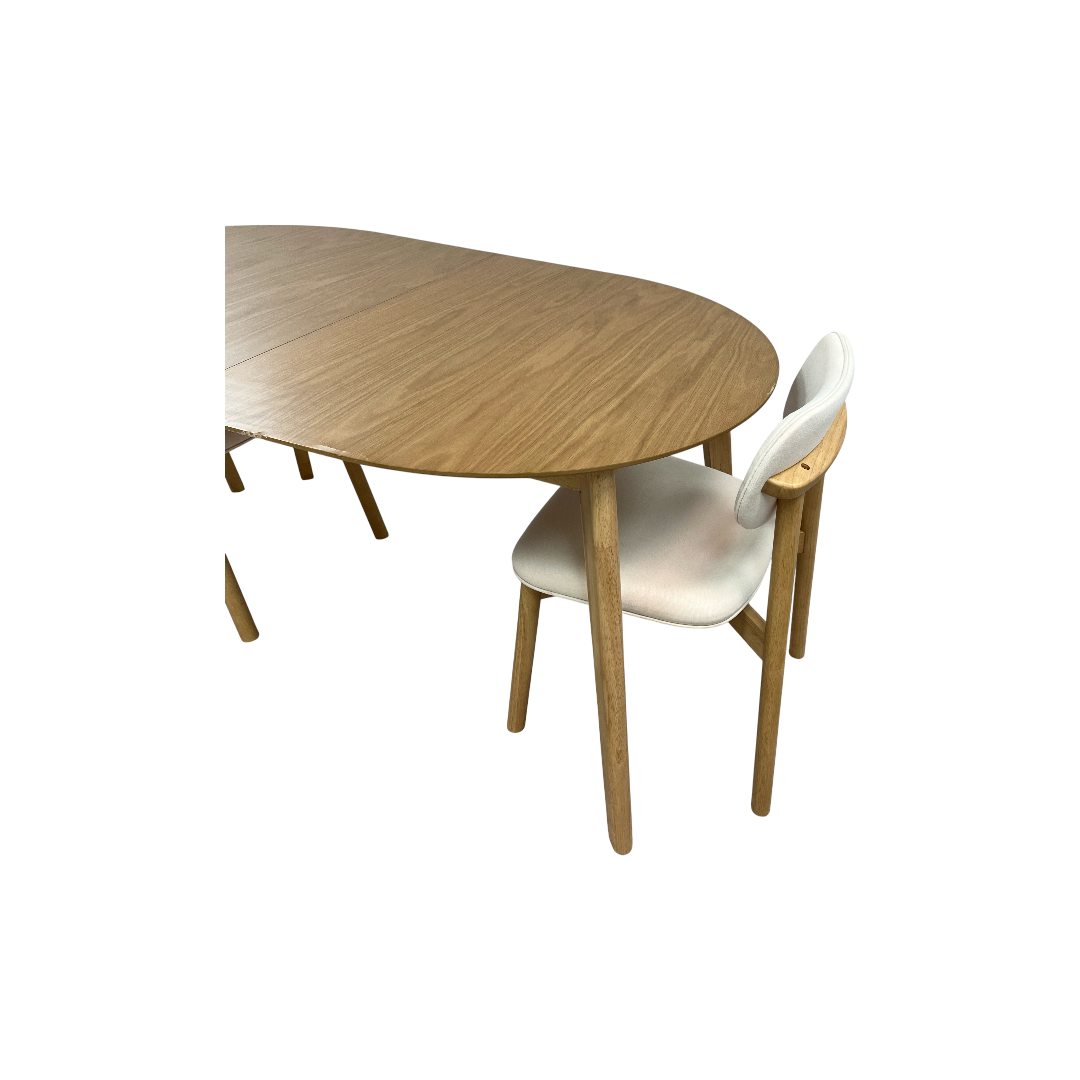 Hoft Homes Werner Extendable Dining Table and Maia Dining Chairs set