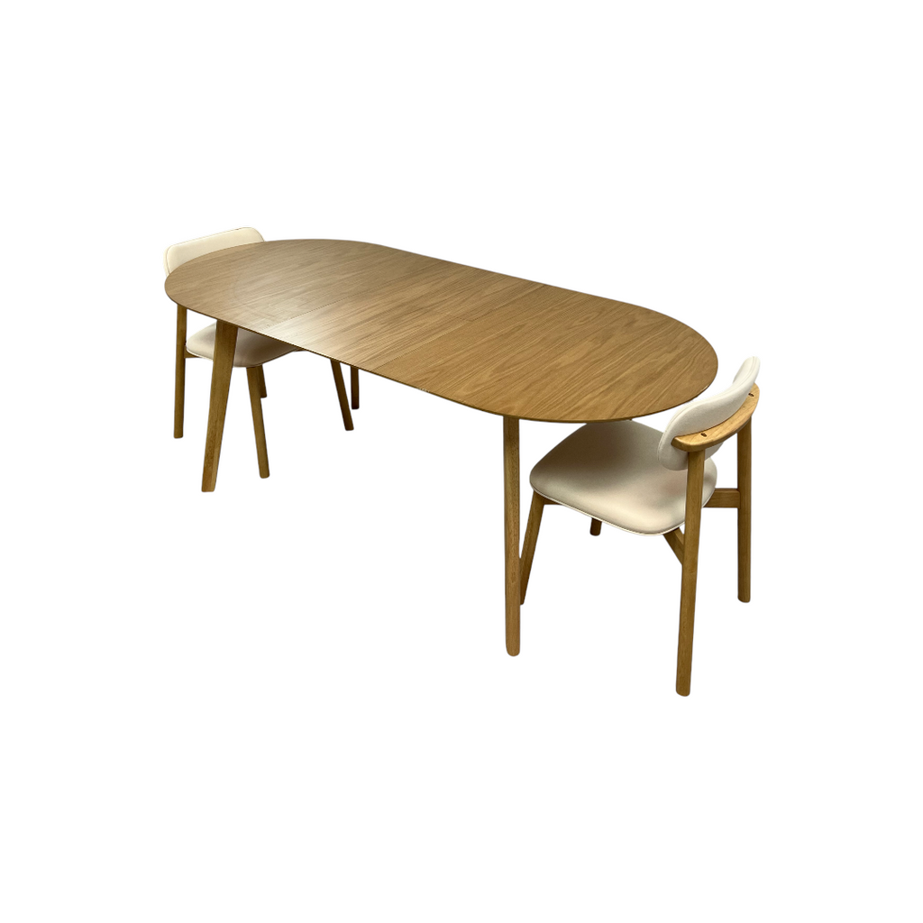 Hoft Homes Werner Extendable Dining Table and Maia Dining Chairs set