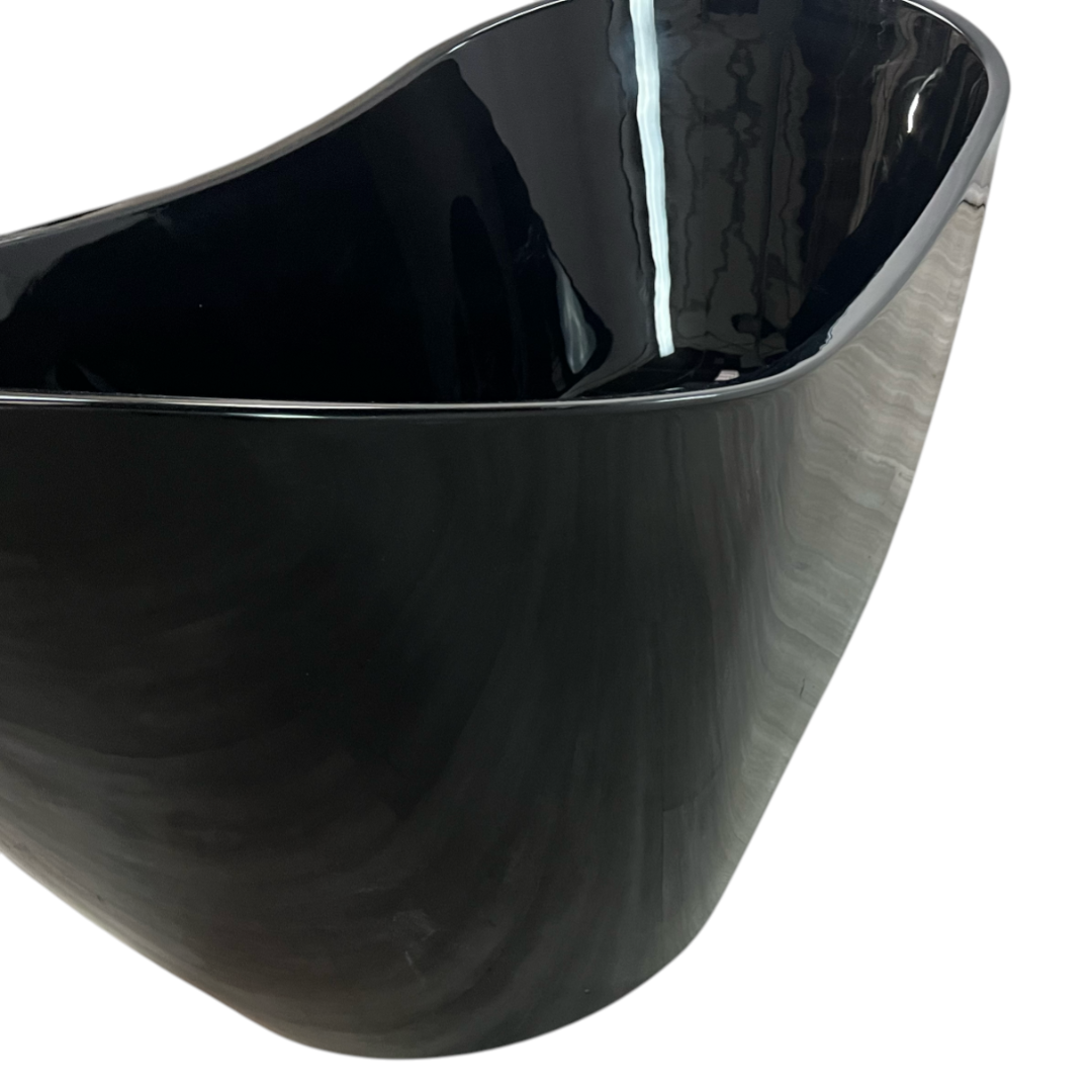 Woodbridge Freestanding Soaking Acrylic Bathtub B0010 -MB-Drain &O